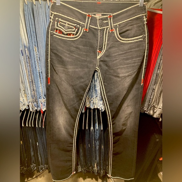 SOLD! Straight w/Flap Ropestitch in “DARK DESIRE” wash True Religion size 30x34 - Picture 4 of 13